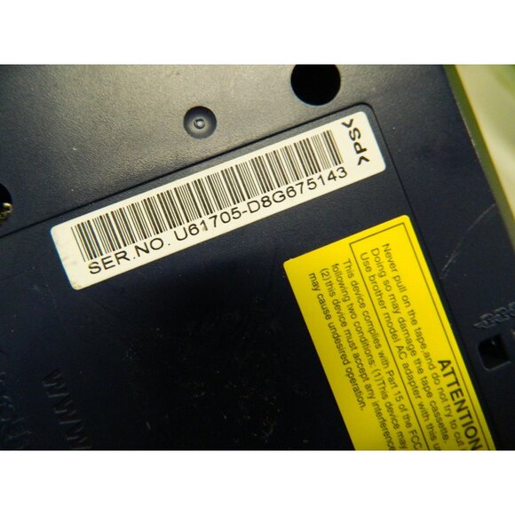 Brother P-Touch PT-1880 Label Maker With 12MM White Tape - Picture 7 of 9